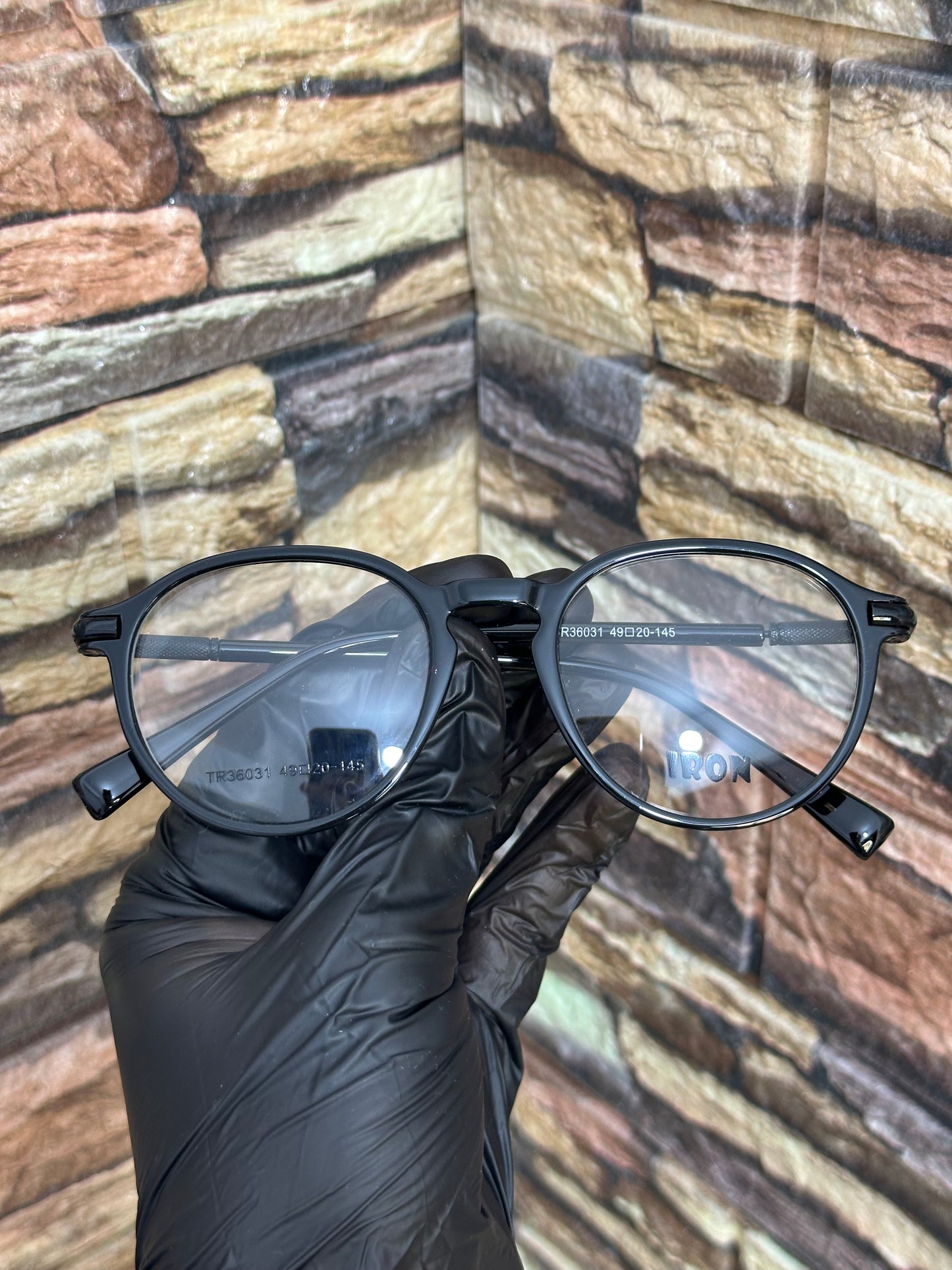 Lunettes optic iron incassable