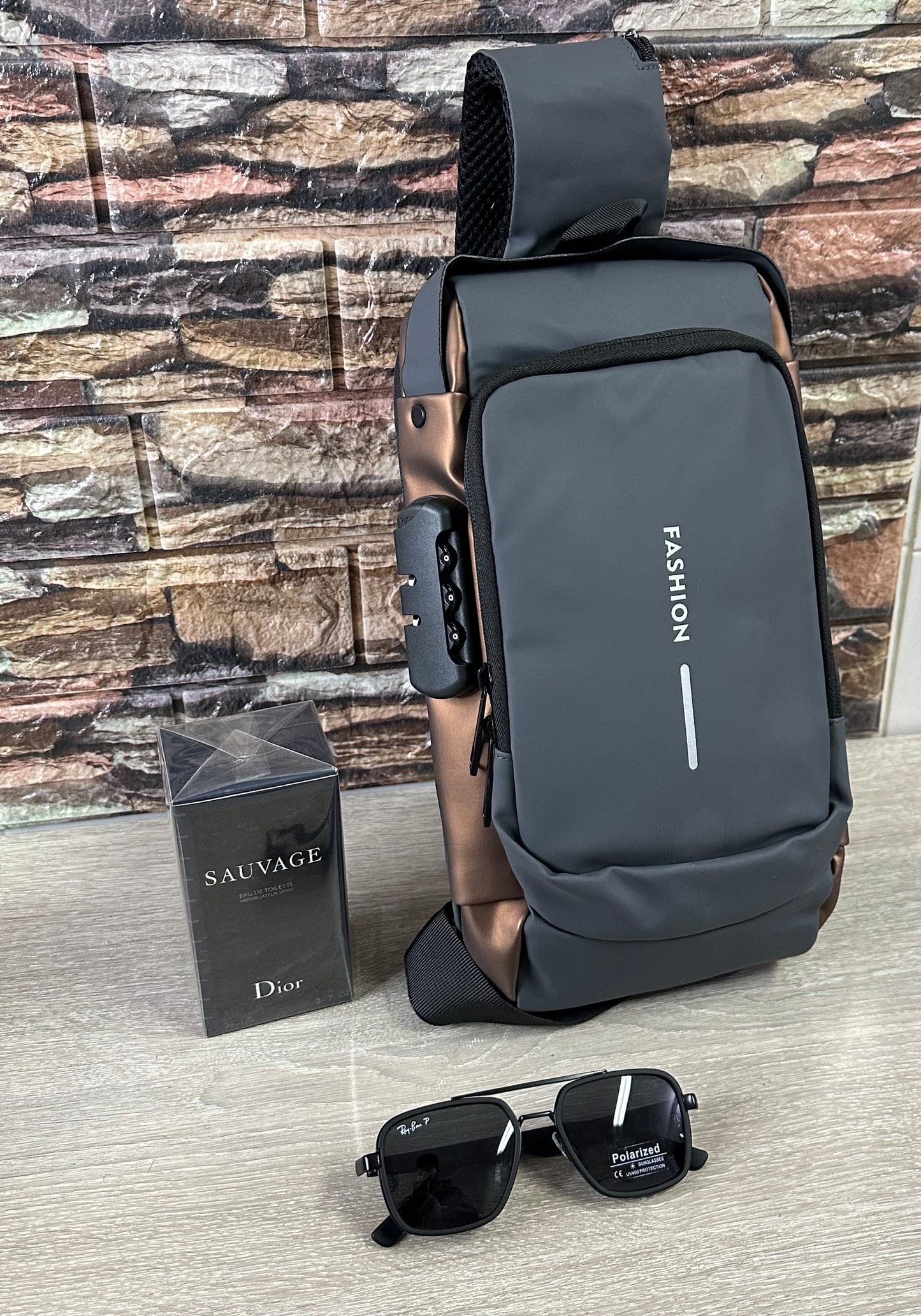 Pack Sacoche -Lunettes -Parfum